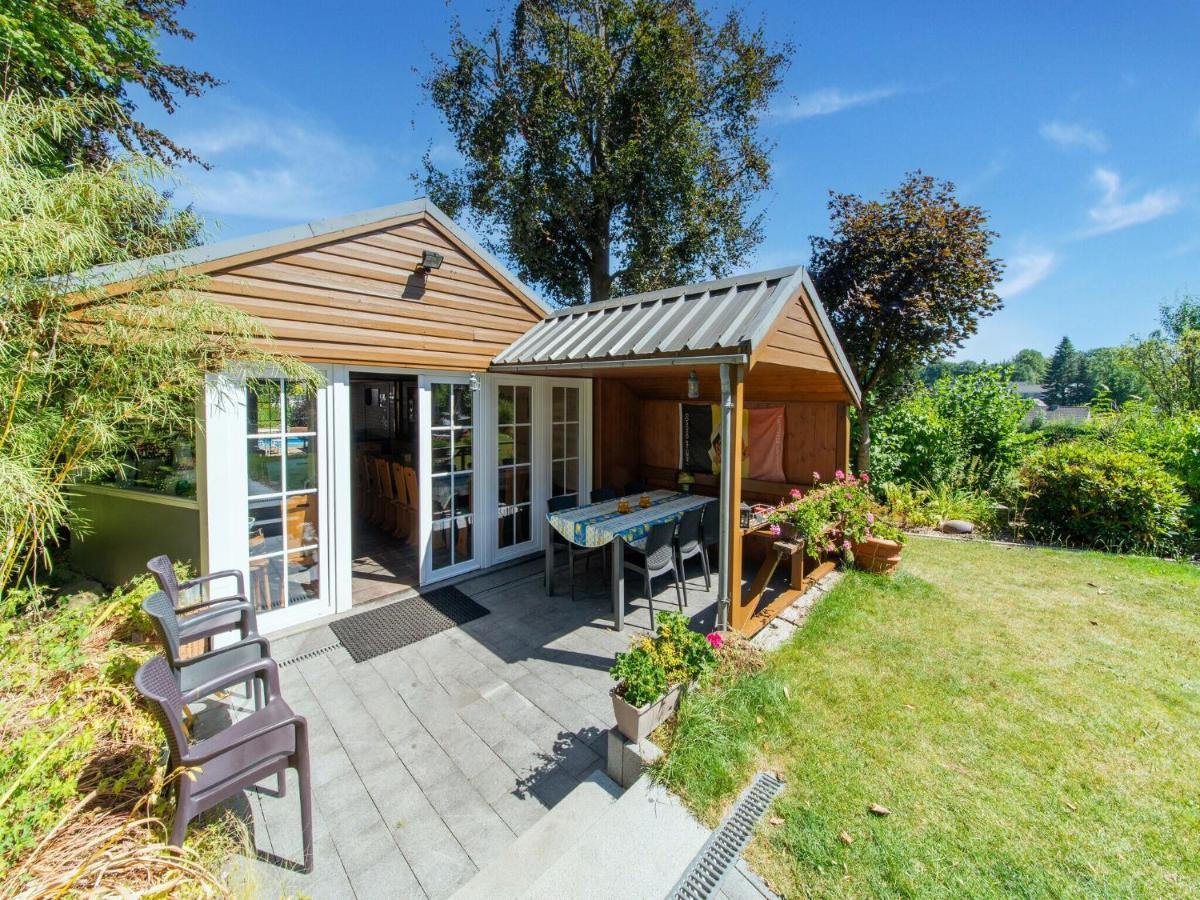 Villa Pretty Semi Detached House In The Ardennes Weismes Exterior foto